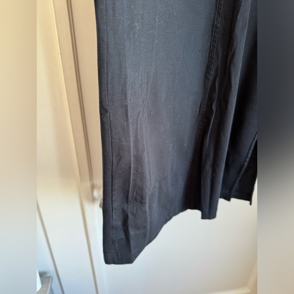 Everlane's The Luxe Cotton Side-Slit Tee Dress - Picture 3 of 9